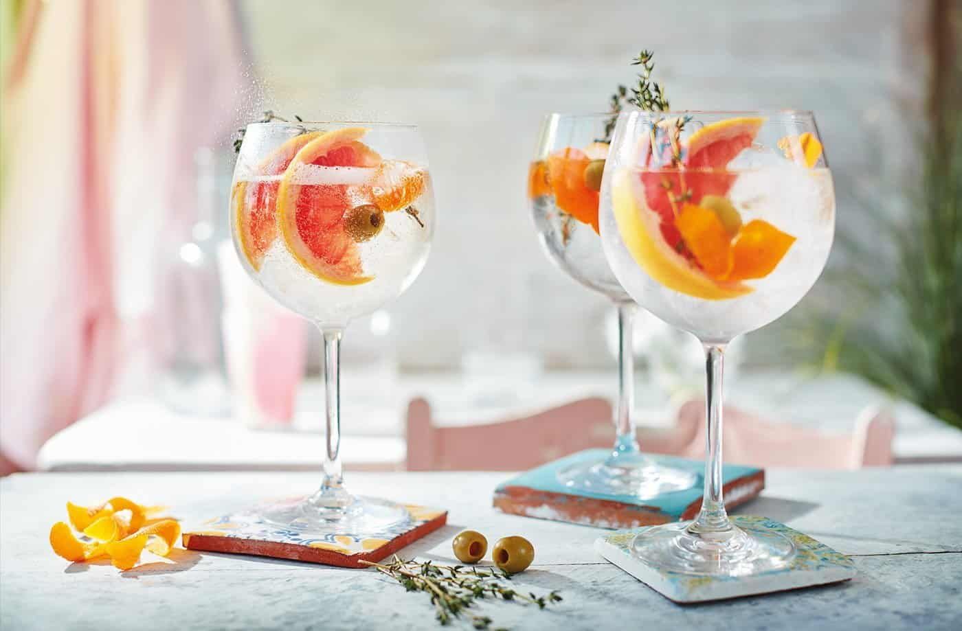gin and tonic orange