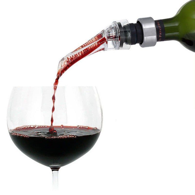 How to Use a Wine Aerator